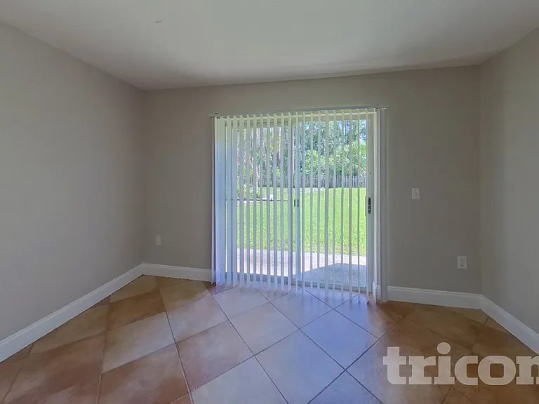 20639 Macon Pkwy — Photo 6