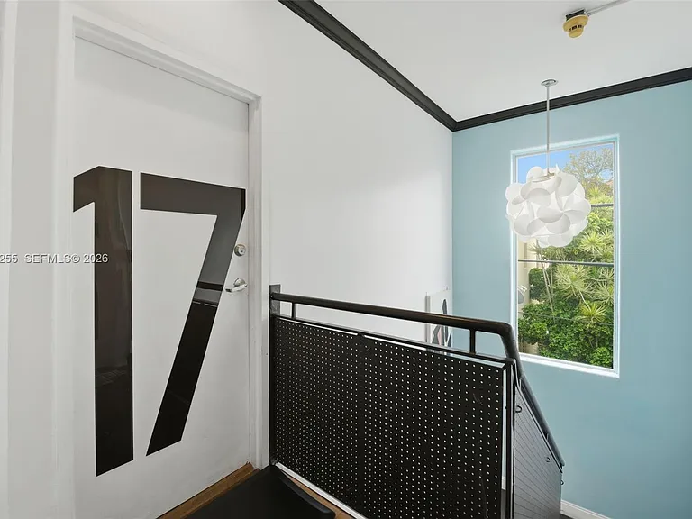 526 15th St #17 — Photo 2