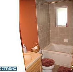 Bath with Jacuzzi Tub
