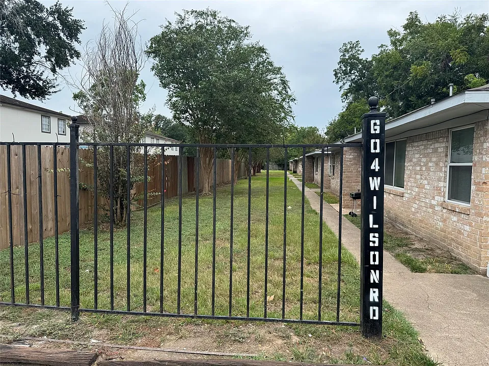604 Wilson Rd #8