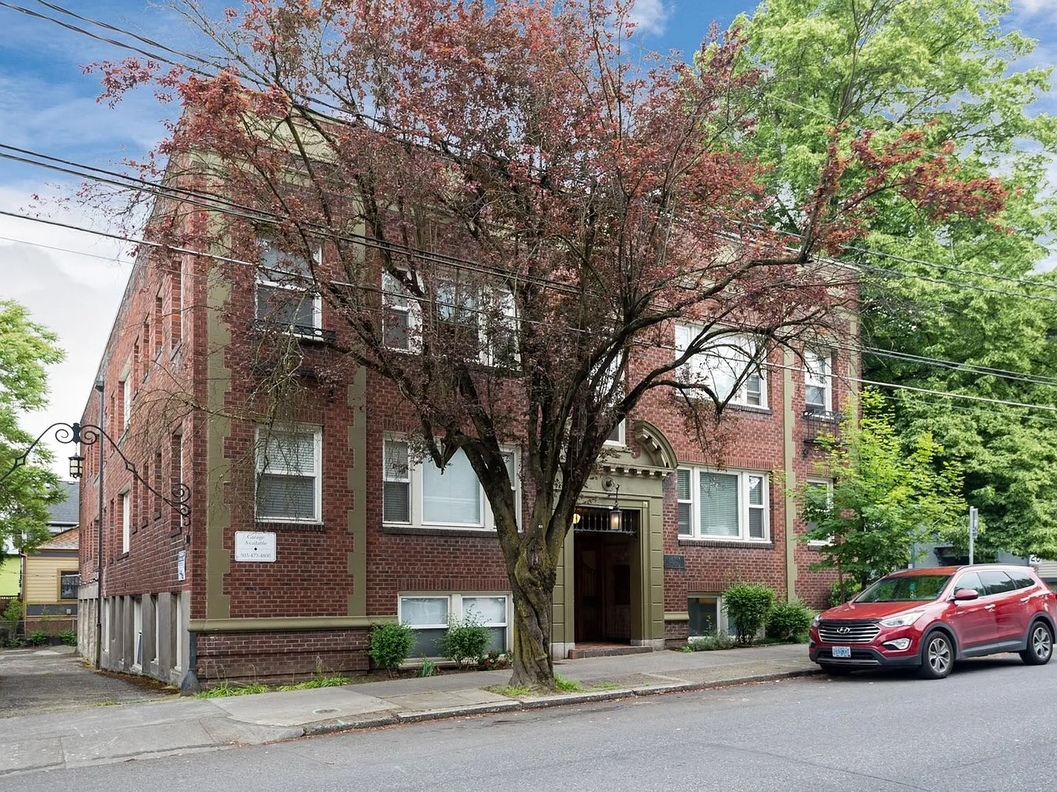 Vintage Property - NW Portland - Studios — Photo 2