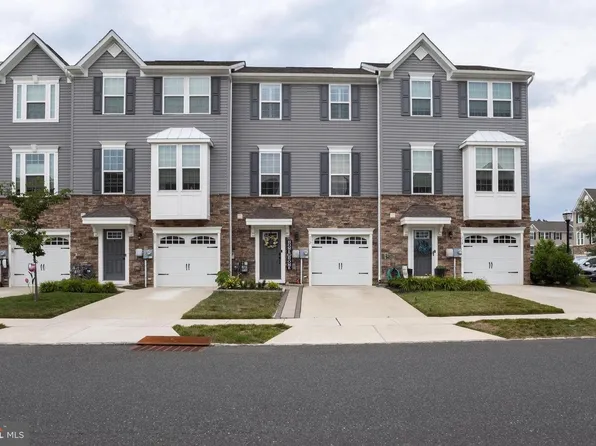 112 Pinnacle Pl, Sewell, NJ 08080