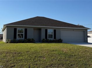 1034 NE 40th Terrace Cpe, Coral, FL 33909