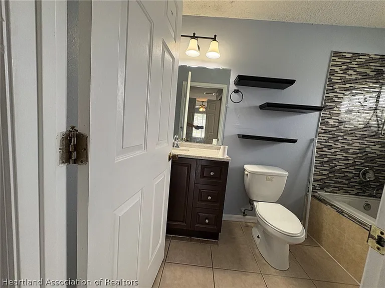 3928 Mendoza Ave — Photo 13