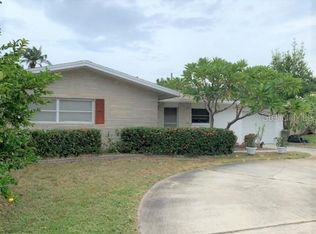109 Causeway Blvd, Belleair Beach, FL 33786