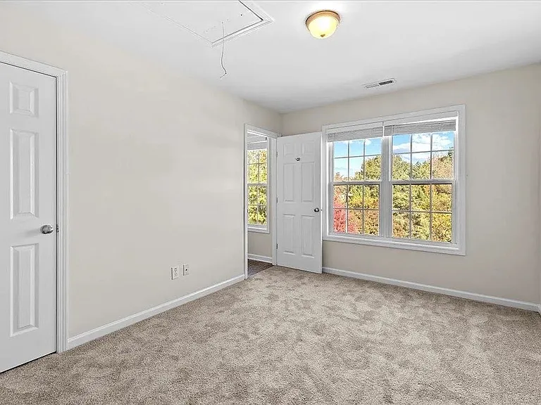 650 Ganyard Farm Way #8 — Photo 8