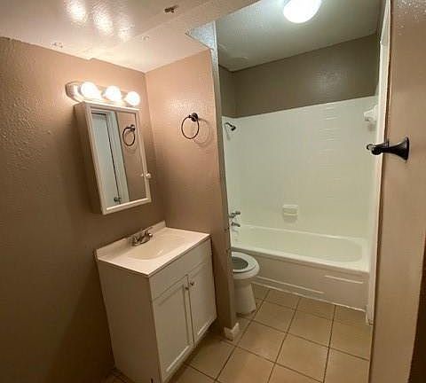 5th image of 9411 Hollock St APT A