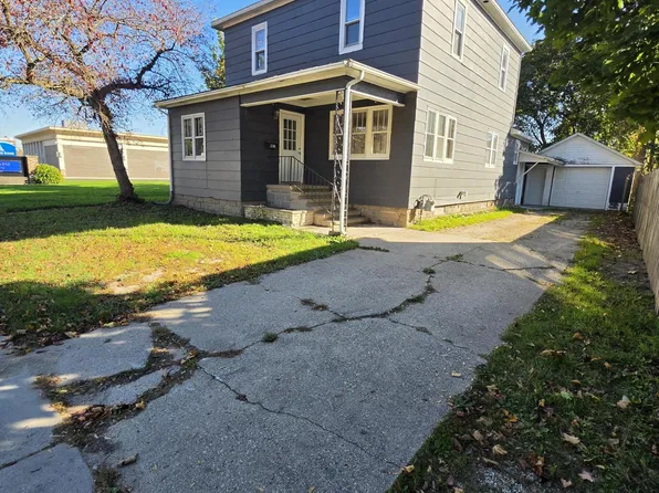 113 W State St, Scottville, MI 49454