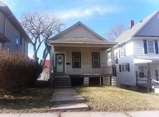 402 N Maple St, Creston, IA 50801