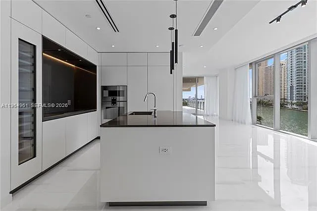 Building Photo - 300 Biscayne Boulevard Way #704