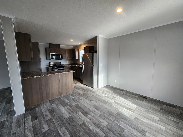 9072 Windward Dr #198 — Photo 2