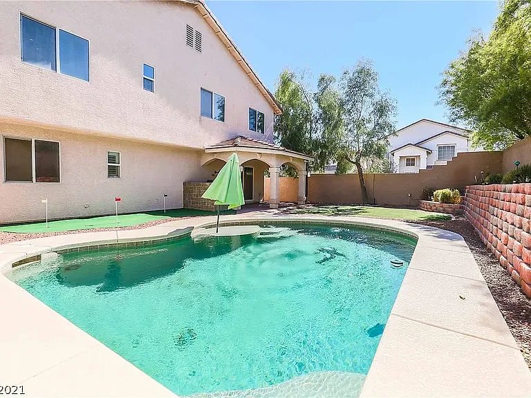 8101 Peach Flare St — Photo 6