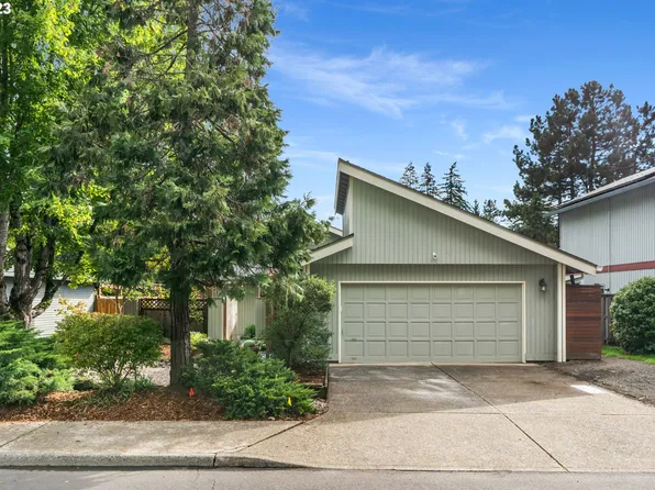 9790 SW Riverwood Ln, Tigard, OR 97224