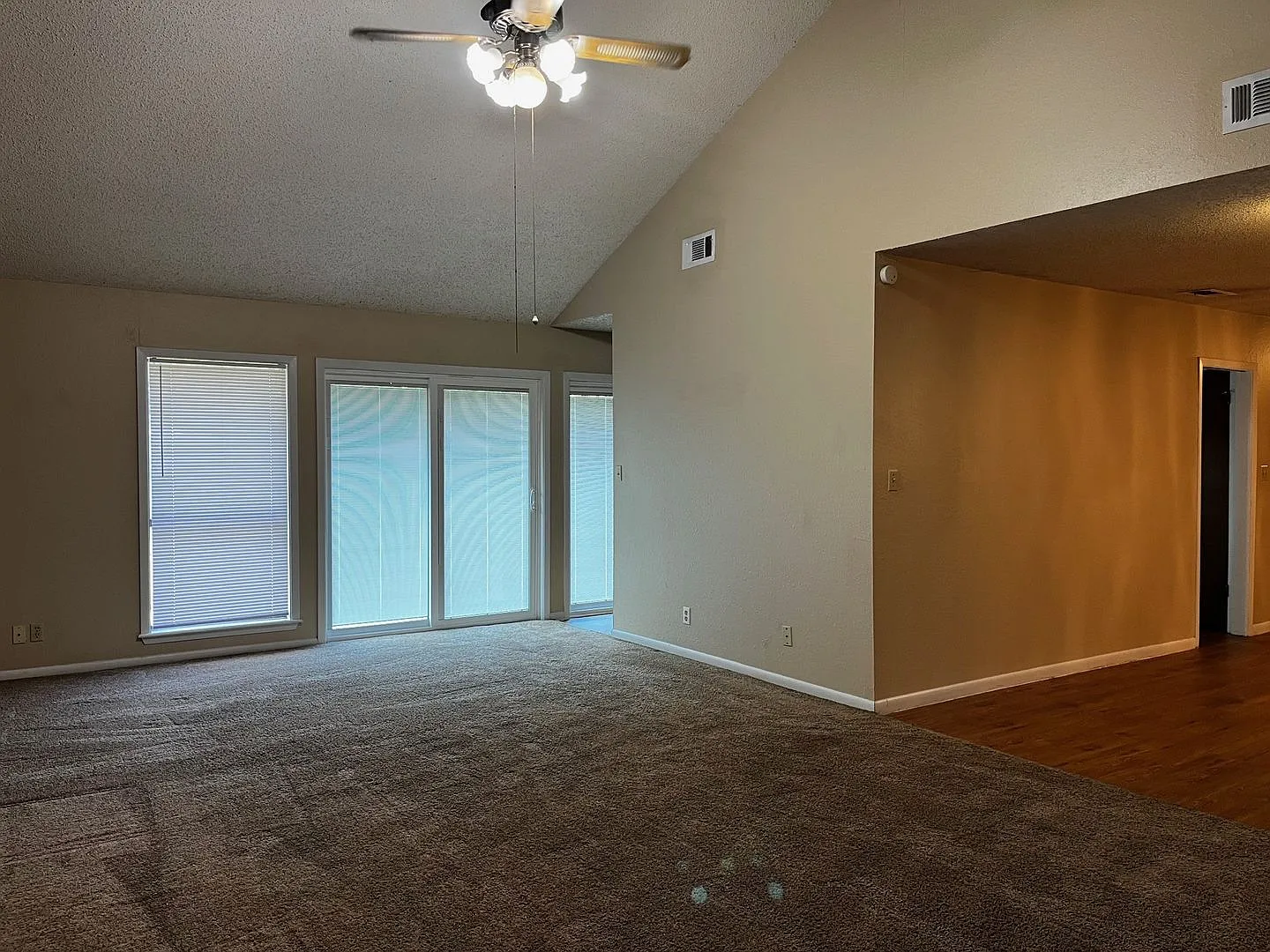 Beautiful Home in Cimarron! — Photo 3