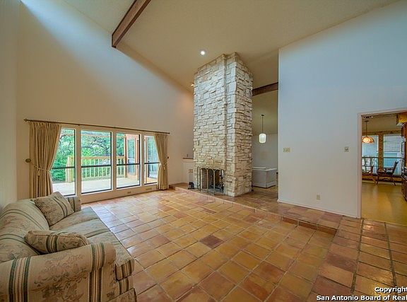 5th image of 4418 Black Walnut Woods St