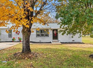 326 Greenwood Cir, Madisonville, TN 37354