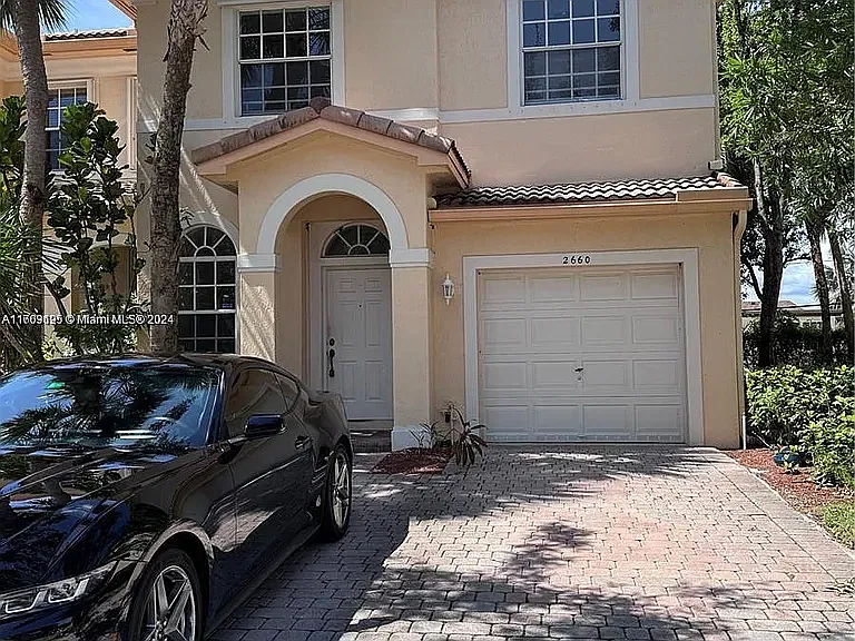 2660 SW 85th Ter