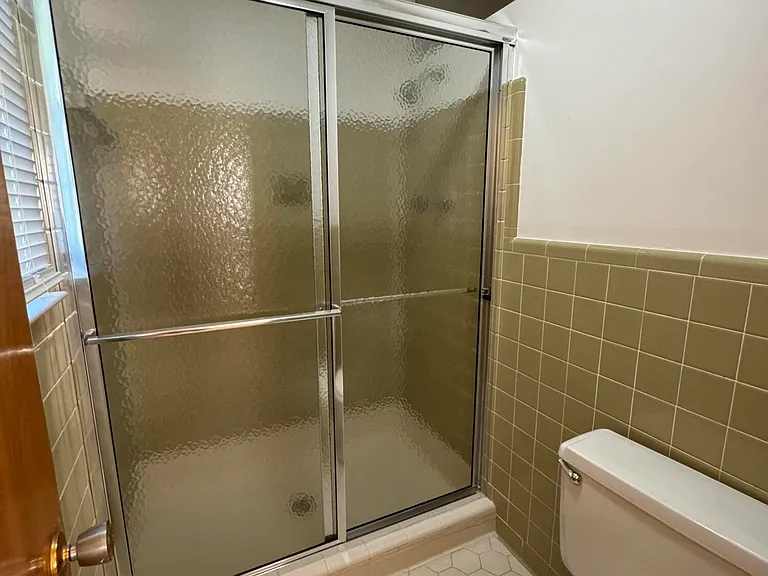 4220 Oakridge Dr — Photo 17