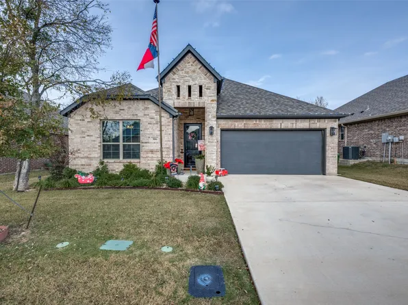 306 Osage Ct, Krum, TX 76249
