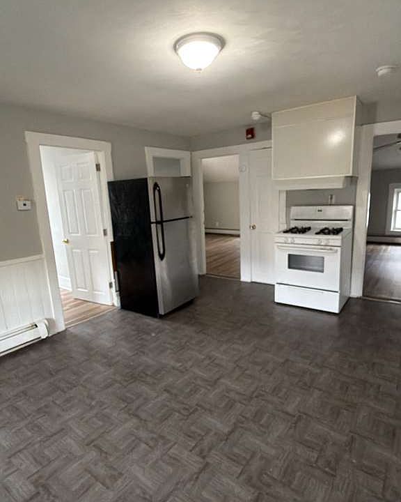 1st image of 31 Lincoln Ave APT 6