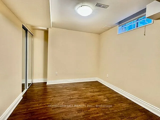 122 A Clarendon Dr #BASEMENT — Photo 10