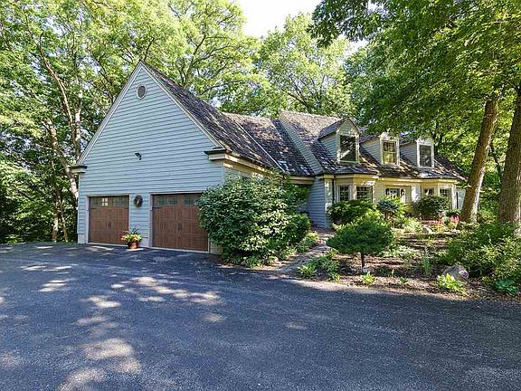 3rd image of 1011 27th Avenue Ct