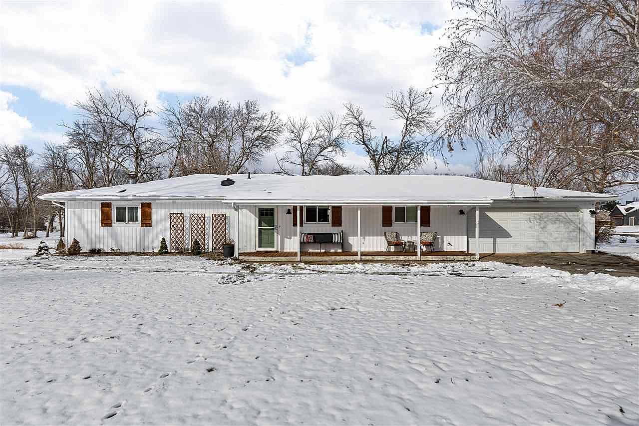 695 S Troy Rd, Robins, IA 52328 MLS 202306173 Zillow