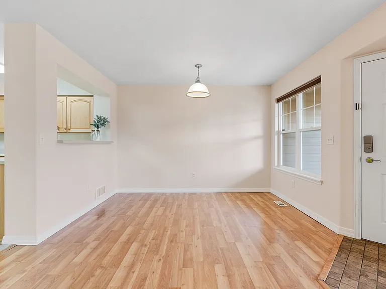 13235 Holly St #E — Photo 8