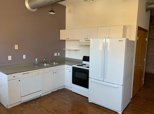 410 E Walnut St #B, Springfield, MO 65806