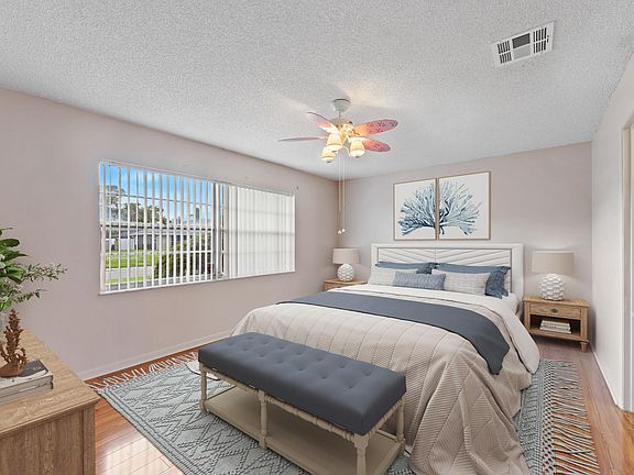 3rd image of 2710 Dove Street