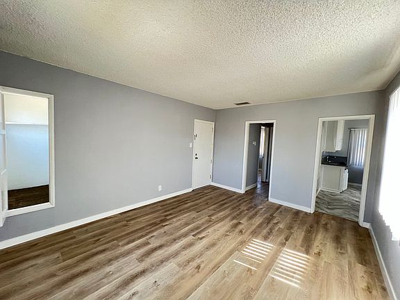 3rd image of 600 S Fir Ave APT 8-FIR600-8