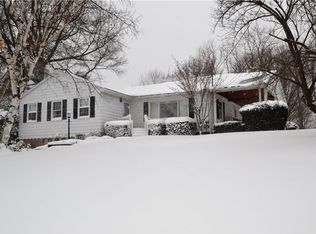 1049 Stafford Rd, Palmyra, NY 14522