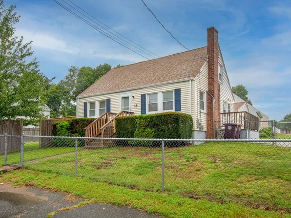 38 Central St, Weymouth, MA 02190
