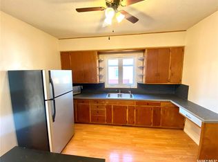 505 2nd St, Estevan, SK S4A0K6