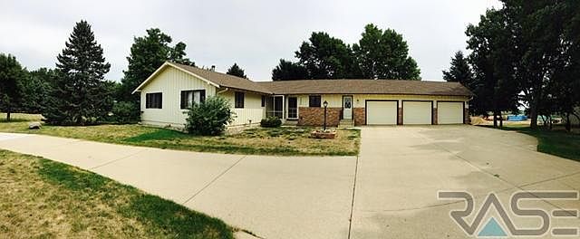 1st image of 7900 S Brande Ave