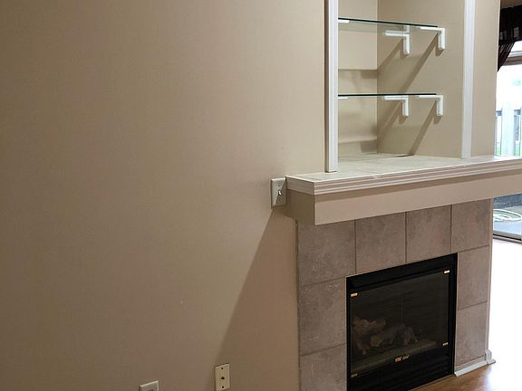 3rd image of 3563 Sequoia Dr #3563