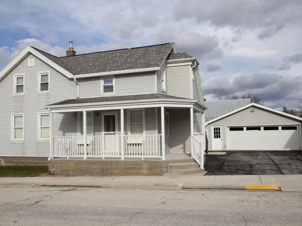 107 S 2nd Ave, Saint Nazianz, WI 54232