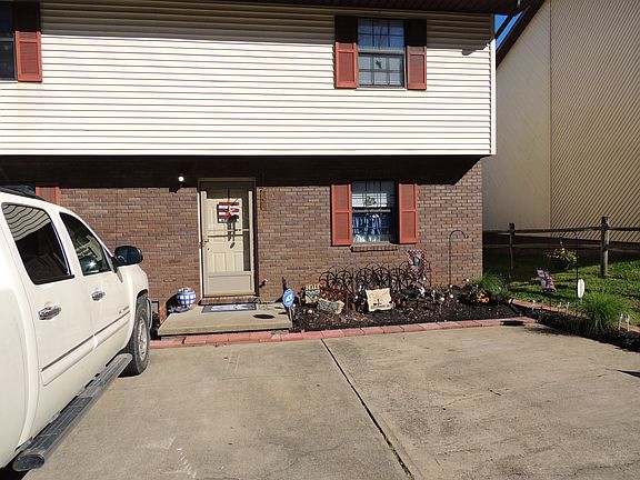 4th image of 110 McGrew Dr #110