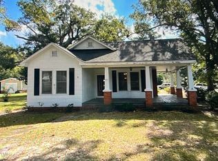 207 Old Post Rd, Erwin, NC 28339