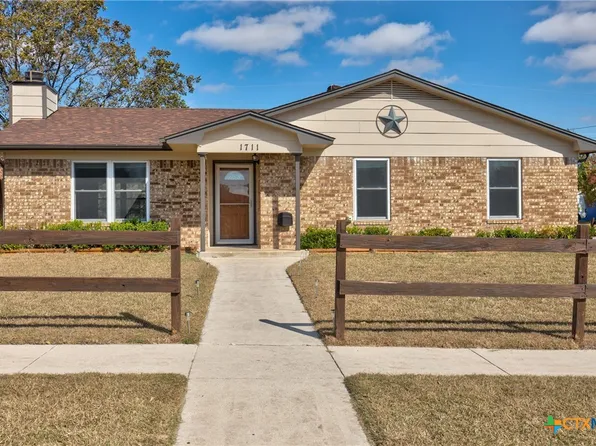 1711 Topaz Rd, Killeen, TX 76543