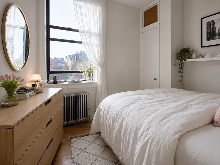178 W Houston St #18 — Photo 4