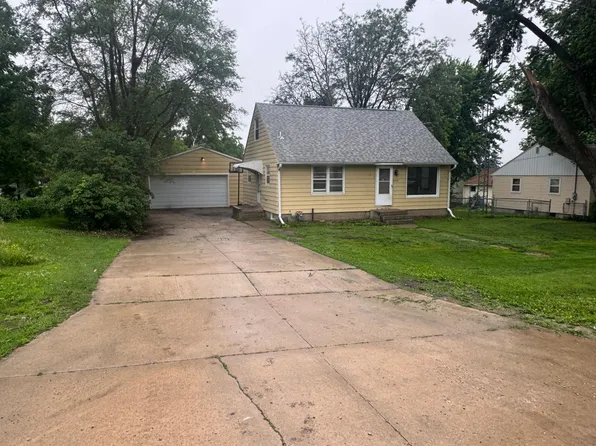 2100 14th St SE, Rochester, MN 55904