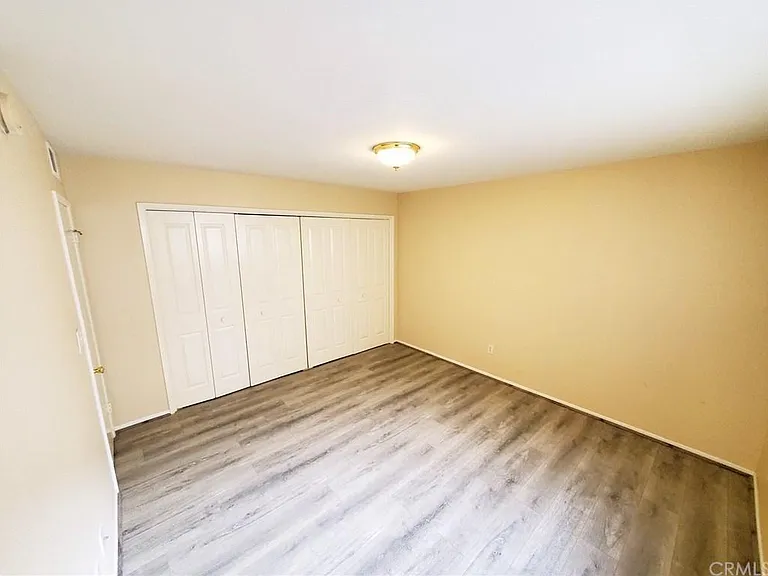 12801 Moorpark St #103 — Photo 17