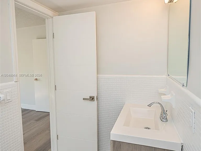 810 Salzedo St #10 — Photo 15