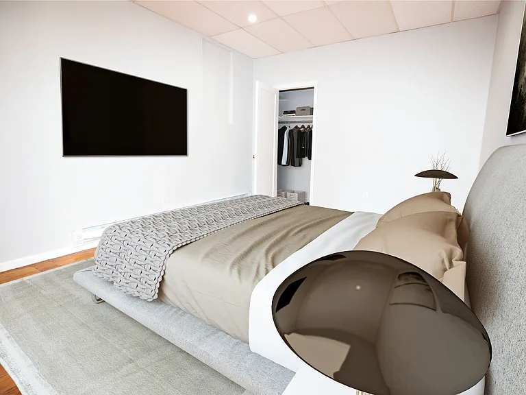 302 Washington St #1 — Photo 4
