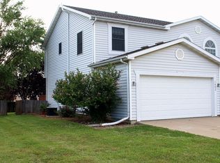 1802 Vladimir Dr, Bloomington, IL
