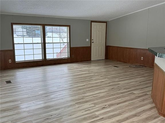 4th image of 3628 132nd Street