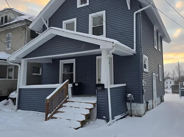 1013 Mahlon St, Lansing, MI 48906