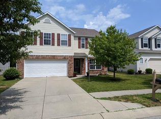 12257 Carriage Stone Dr, Fishers, IN 46037