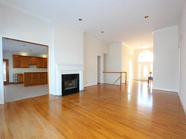 1st image of 6563 Oasis Dr